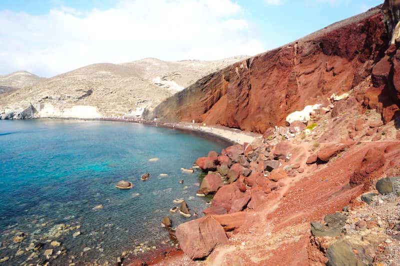 Ta Delfinia Tavern - restaurant in Santorini