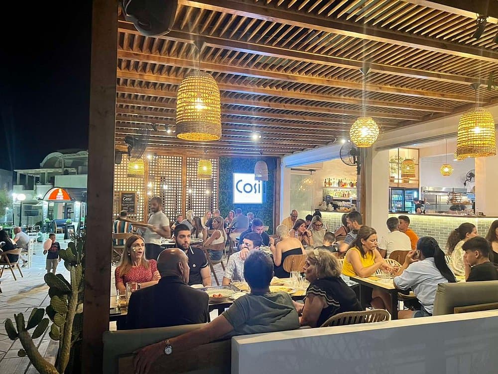 Cosi Italian Restaurant - restaurant in Santorini