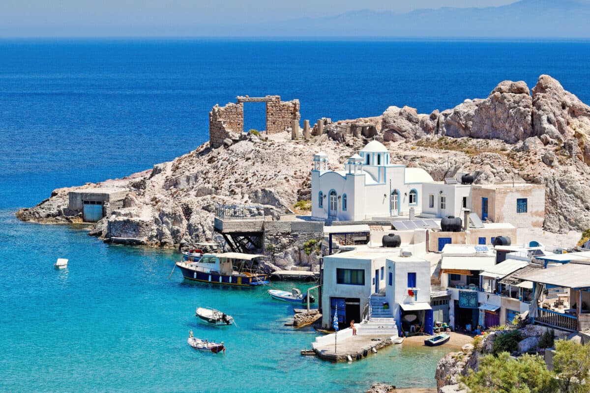 Milos – Cyclades destination