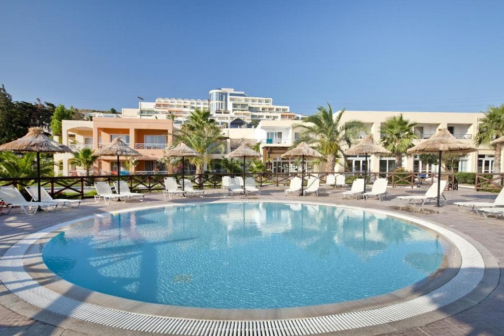 Kipriotis Maris Suites