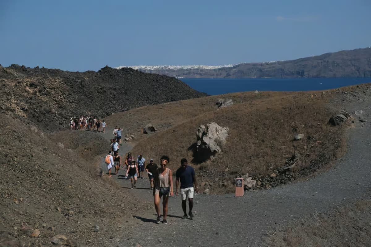 Santorini Volcano and Hot Springs Tour