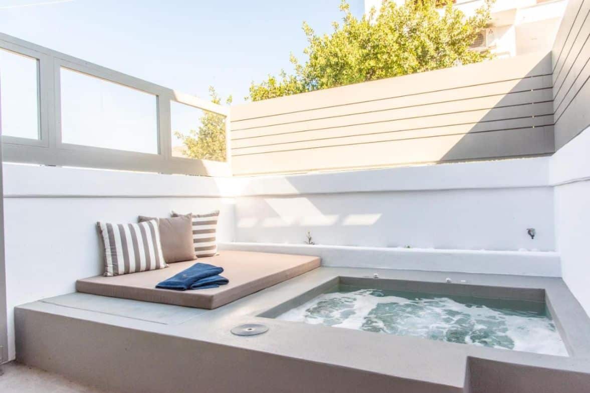 Lithos Luxury Suites