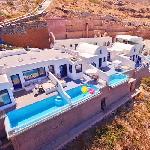 Astarte Suites
