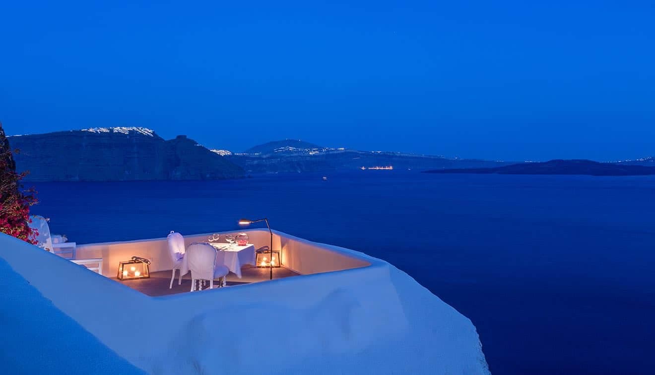 23 Best Restaurants in Santorini (2026 Tried & Tested)