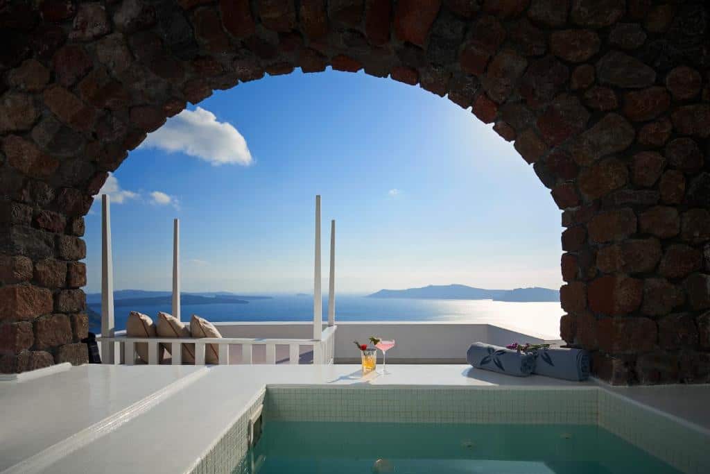 best hotels in imerovigli