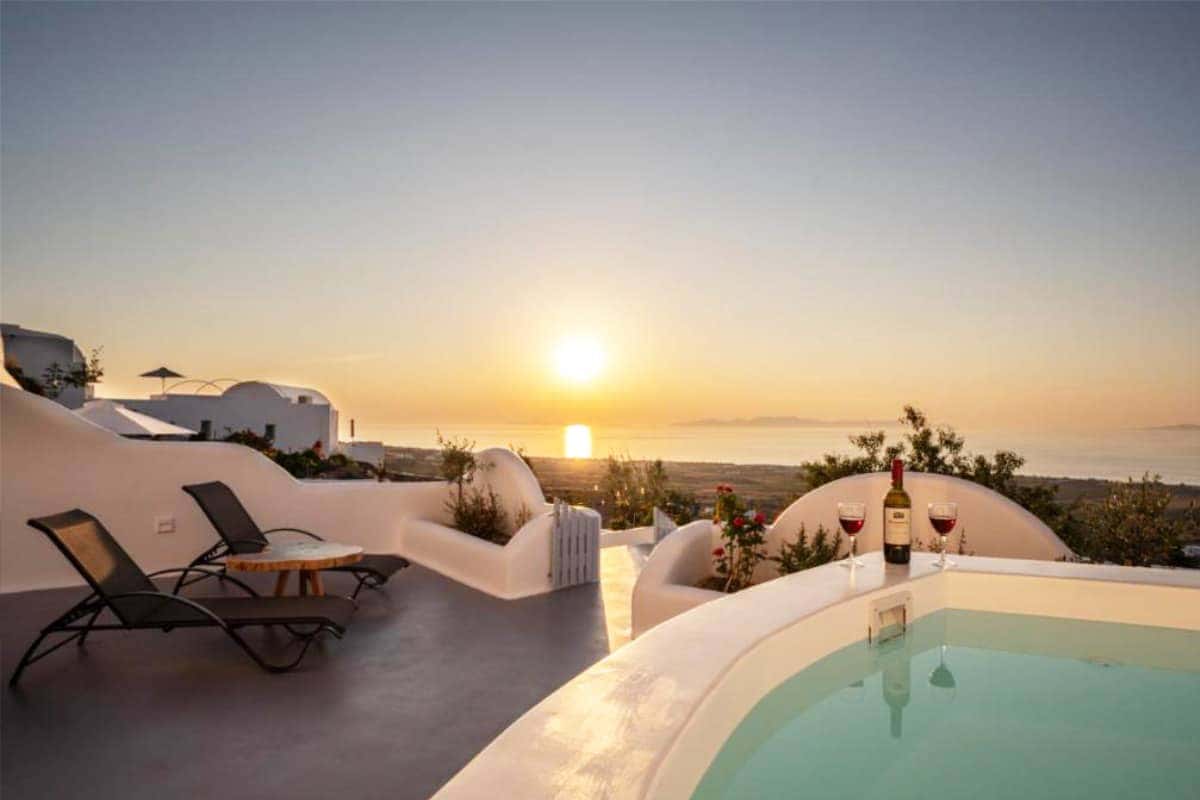 Best Things to Do in Oia — Beyond the Sunset Photo in Santorini