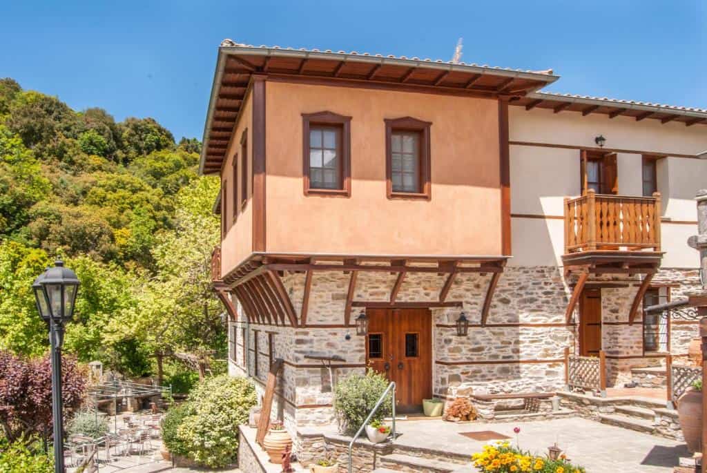 viraggas traditional hotel halkidiki greece