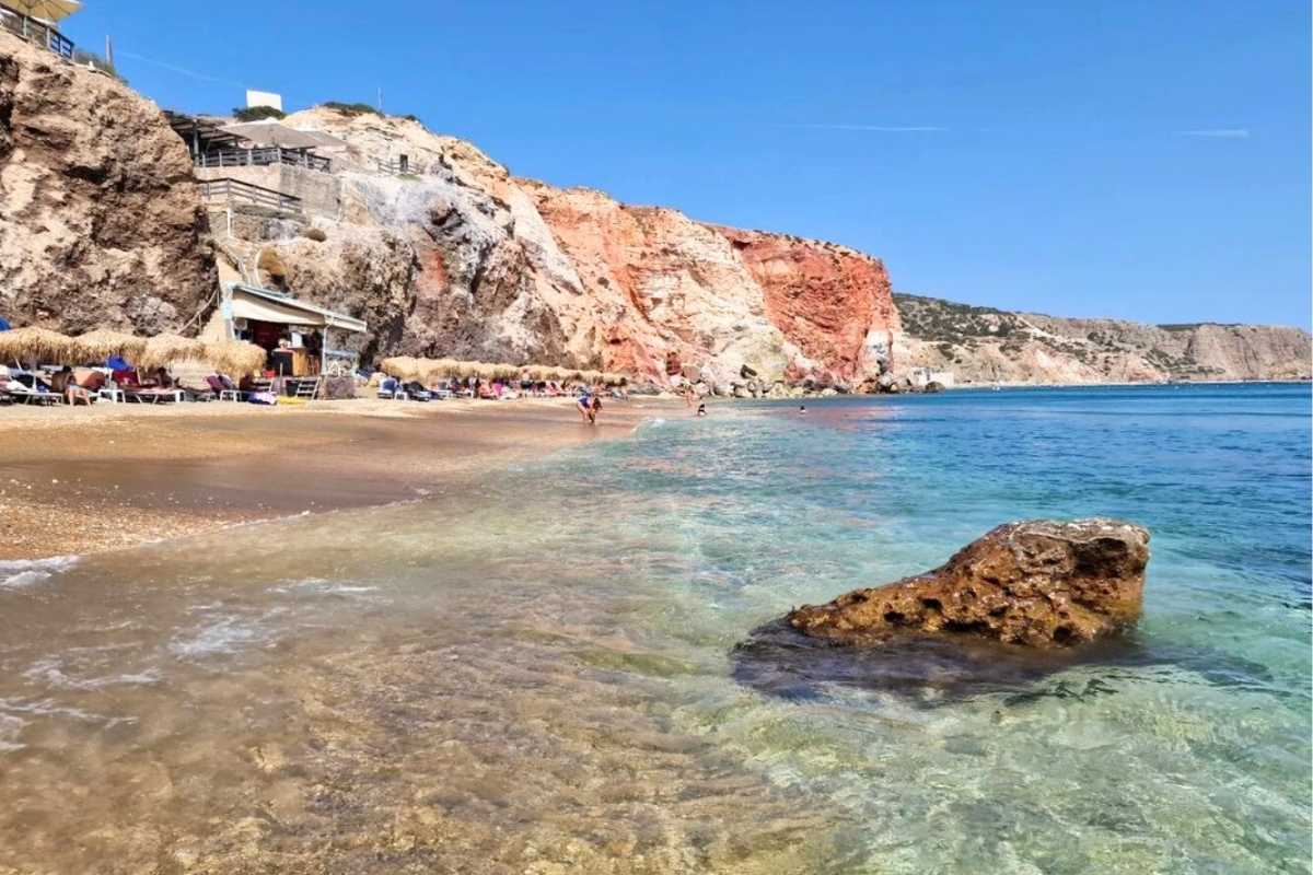 30 Best Beaches in Milos: From Sarakiniko to Tsigrado (2026)