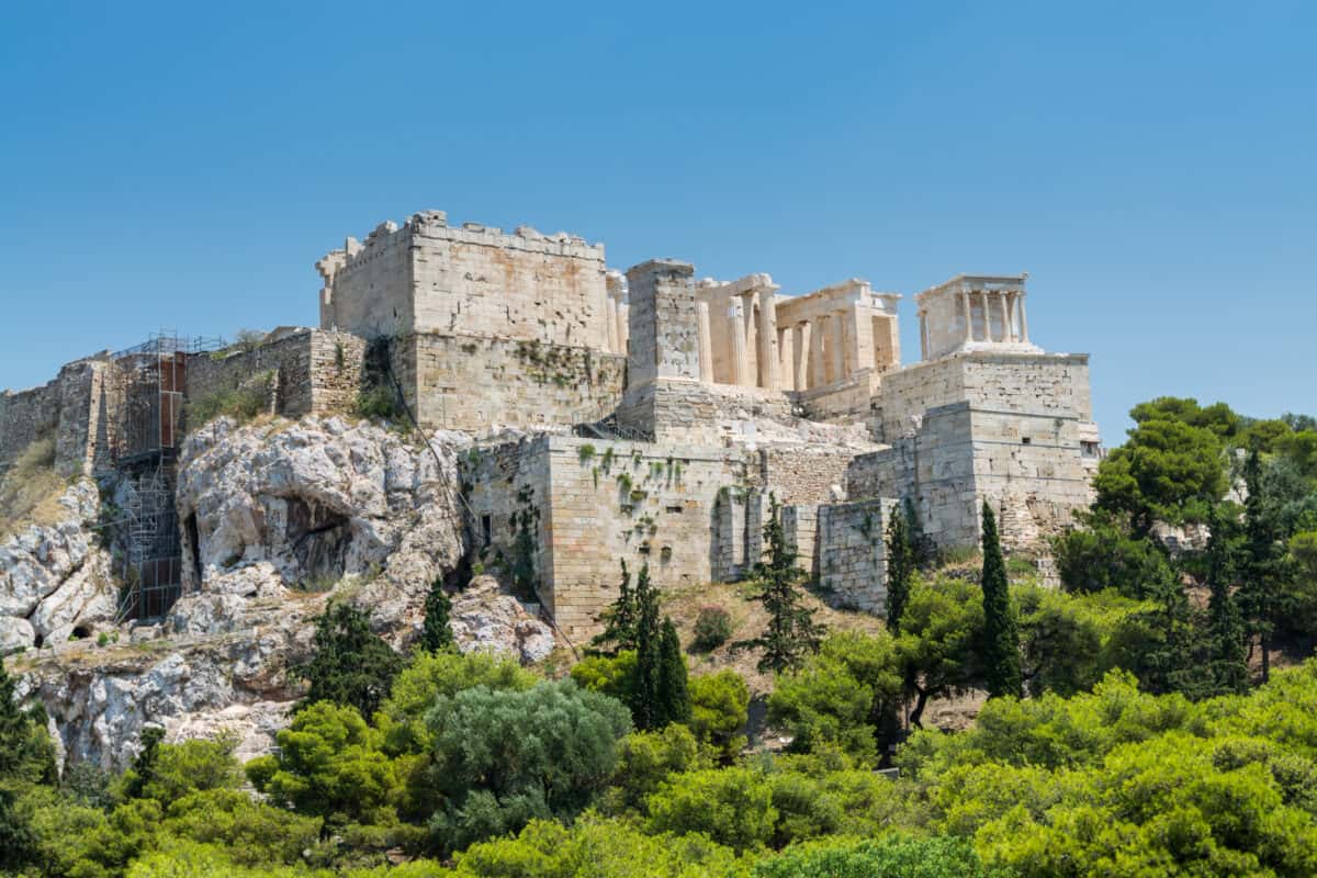 Acropolis vs Parthenon: What’s the Difference? (Simple Guide) in Athens