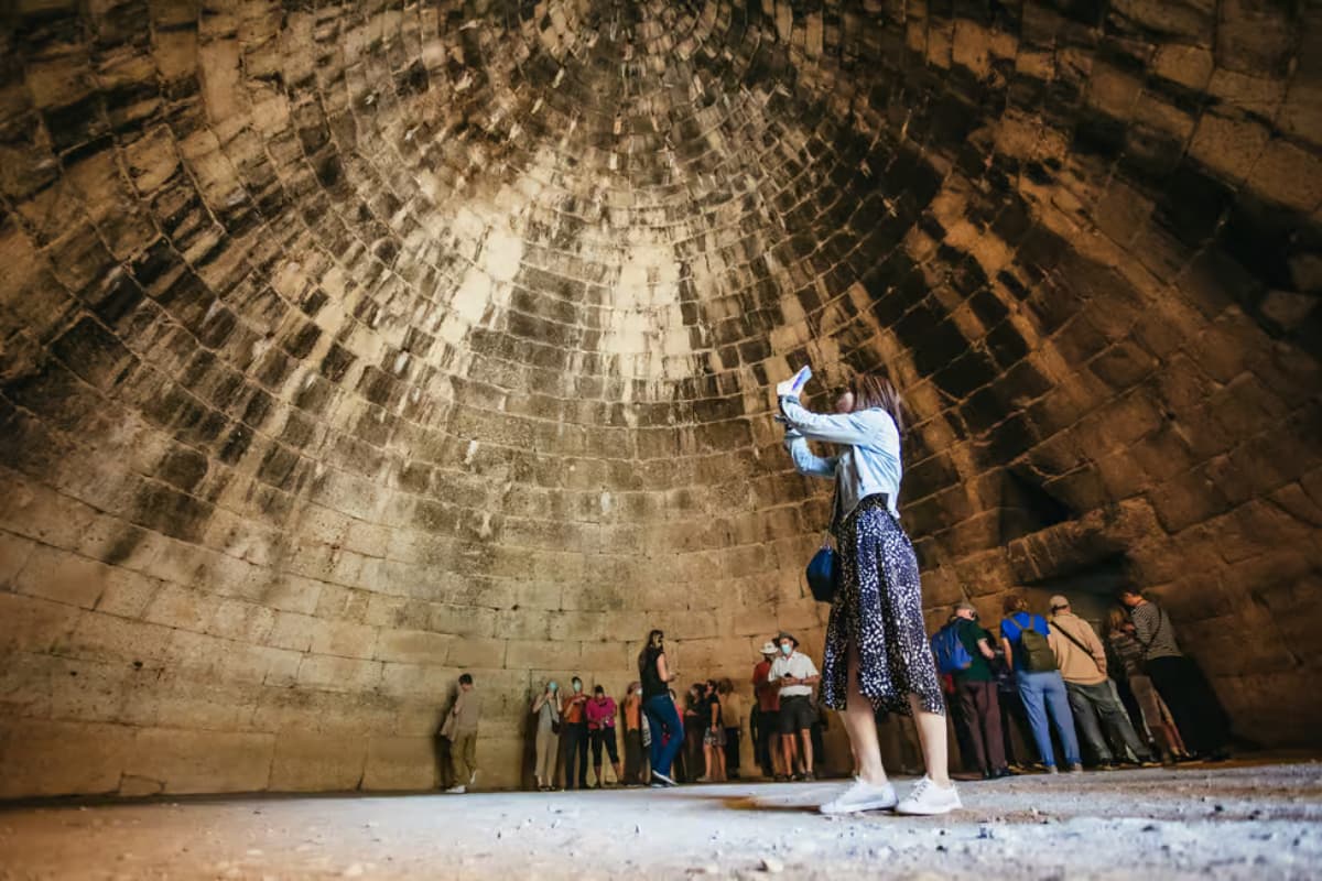 MycenAE, Epidaurus and Nafplio full-day bus tour from Athens