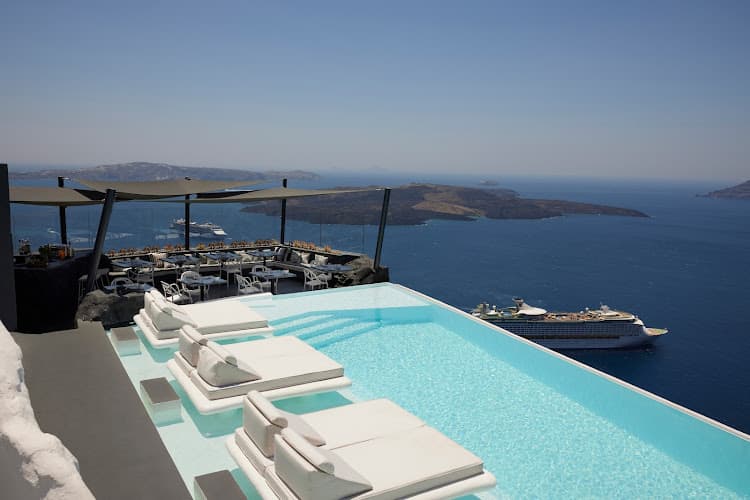 Dana Villas & Infinity Suites