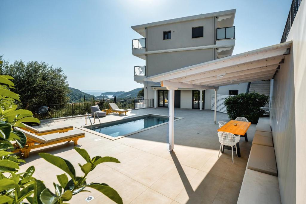 Suites of Happiness