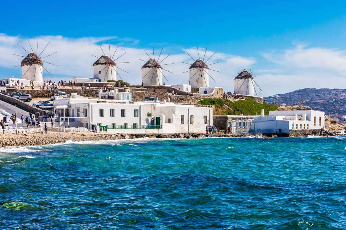 14 Best Cave Hotels in Mykonos
