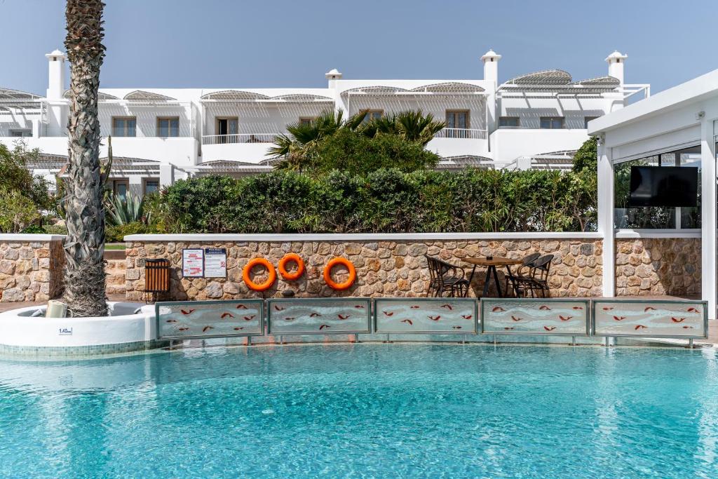 Marvarit Suites