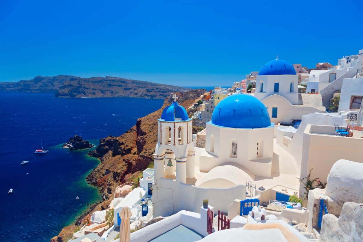 This Is Probably The Most Seducing Video of Santorini