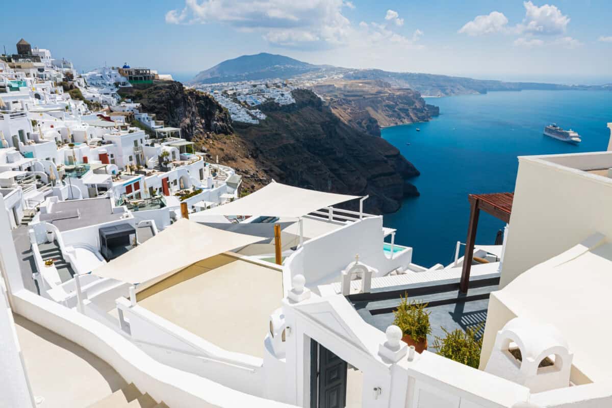 The 12 Best Family Hotels in Santorini (2026): A Parent’s Reality Check