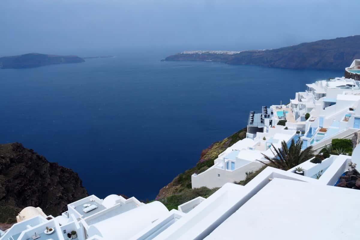 How Many Days in Santorini? Here’s What You Can Fit In (2026)