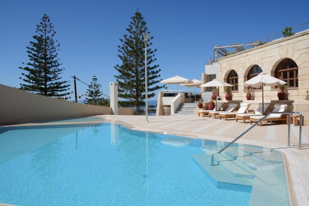 Macaris Suites Spa